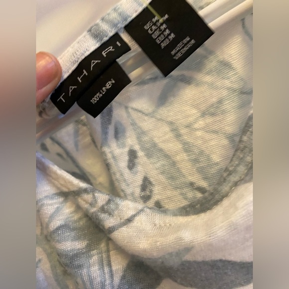 Tahari size medium - Picture 3 of 4